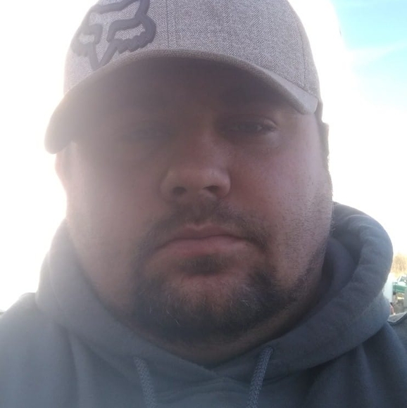 Meet your Posher, Kyle - Picture 1 of 1